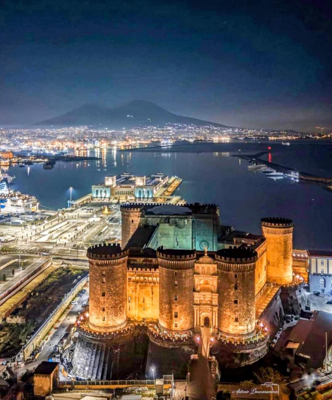 Plebiscito Suite Apartment Napoli Eksteriør billede