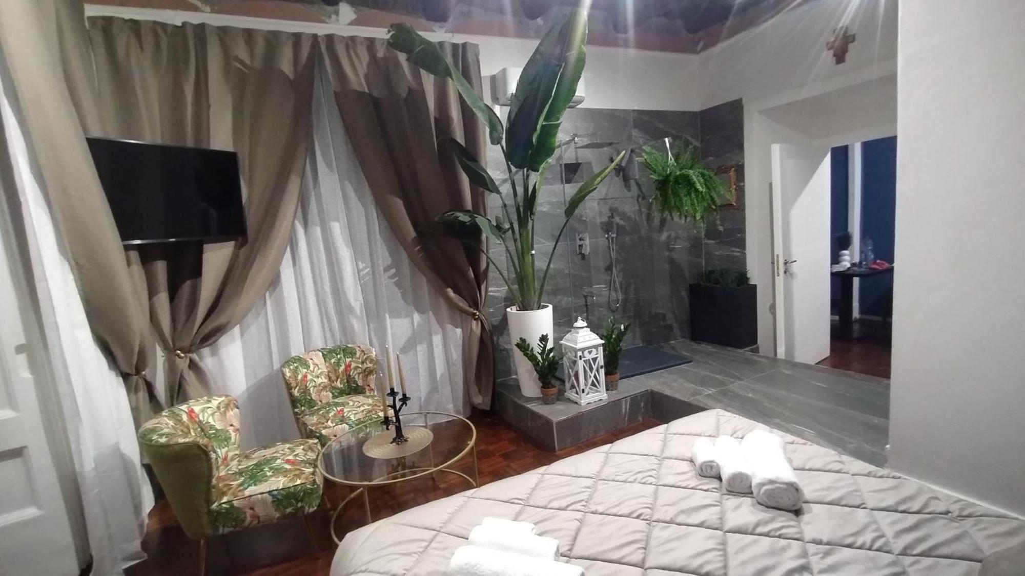 Plebiscito Suite Apartment Napoli Eksteriør billede