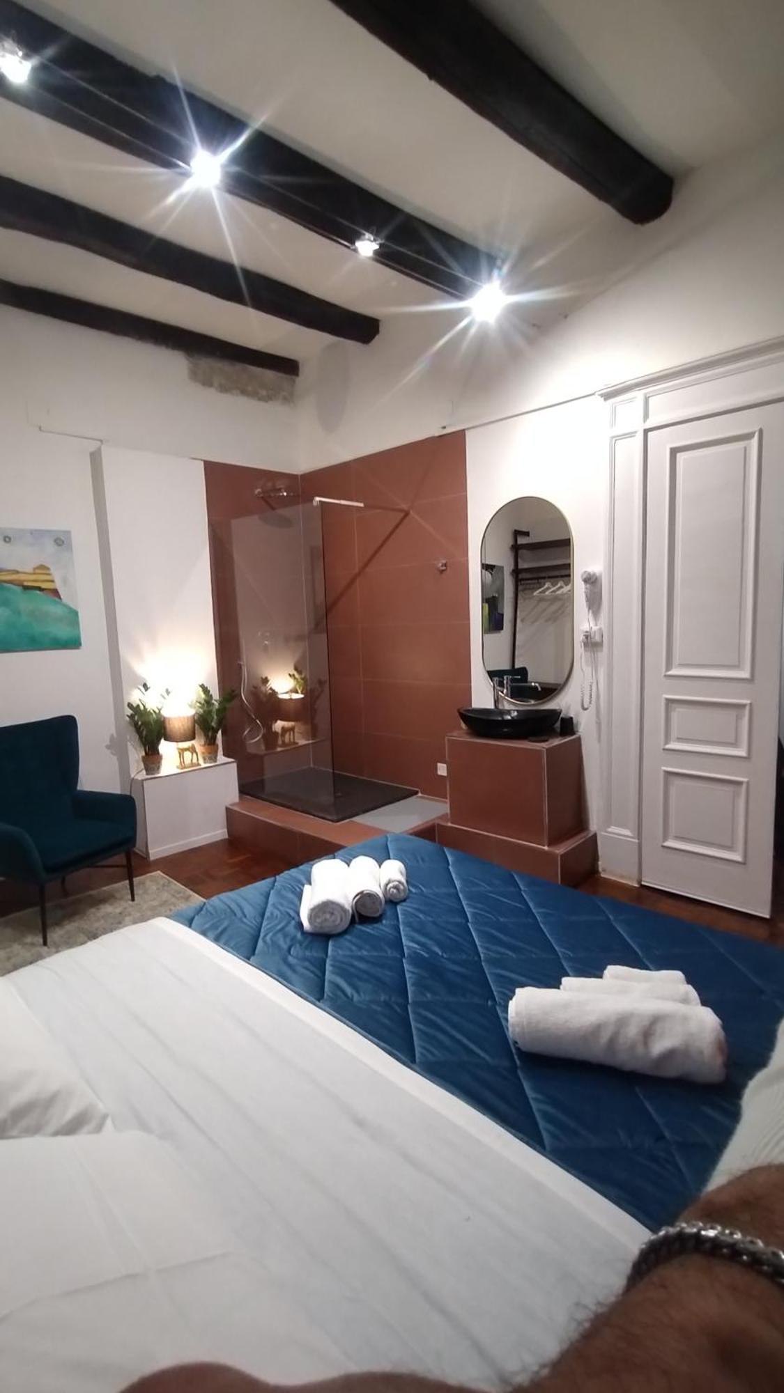 Plebiscito Suite Apartment Napoli Eksteriør billede
