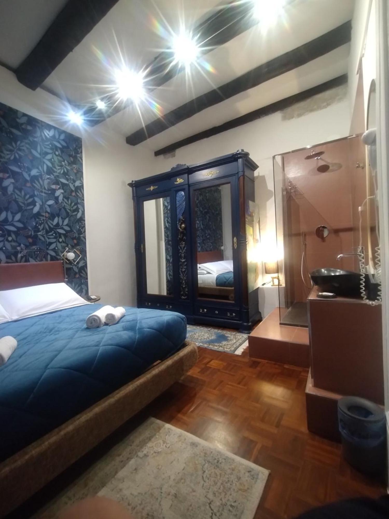 Plebiscito Suite Apartment Napoli Eksteriør billede